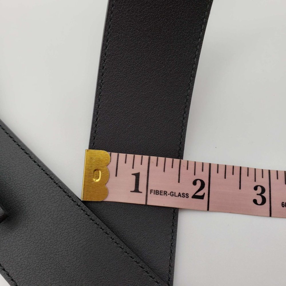 100% Authentic Gucci GG Marmont Leather Black Belt with Shiny Gold Buckle New - Picture 6 of 9